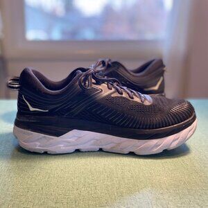 Women's Black and White Hoka Bondi 7, Size 8